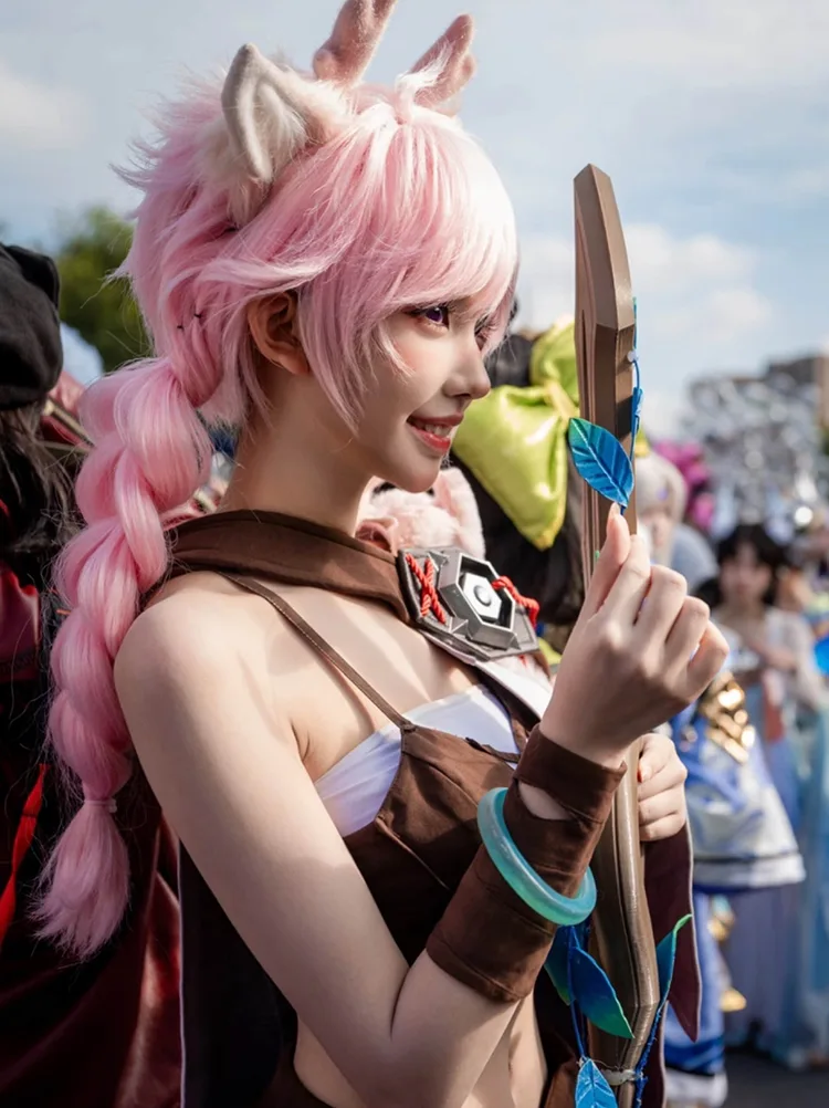 吳宣儀COS《王者榮耀》瑤妹,完美還原!粉紅雙辮+白毛兔耳甜到炸